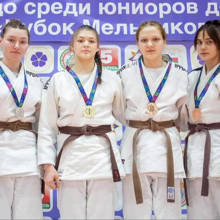 Поздравляем Кондратьеву Викторию и Фёдорову Виолету